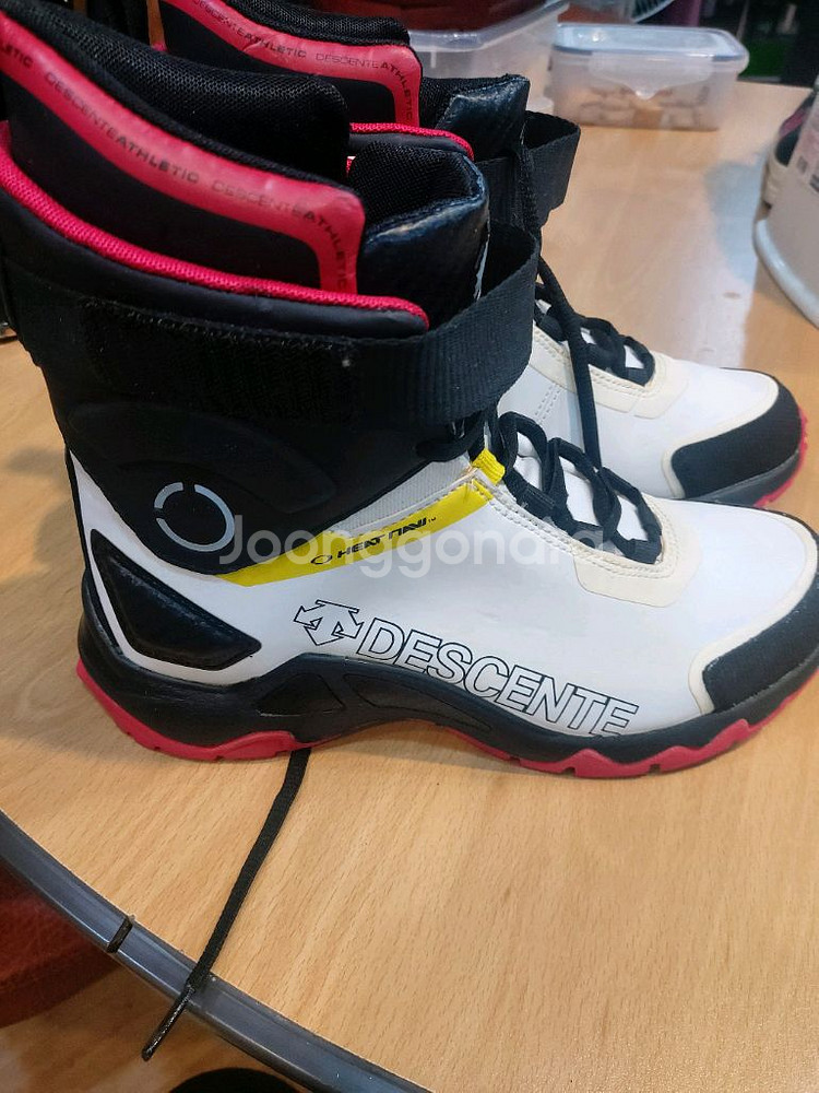 데상트 스노우부츠--1