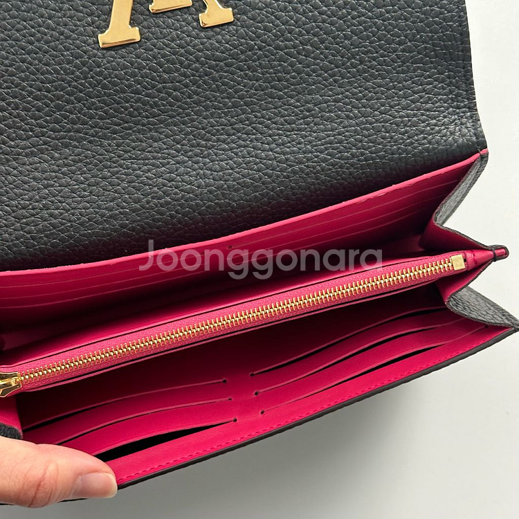 루이비통 카퓌신 블랙 장지갑 M61248--3