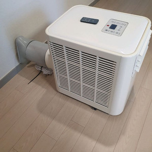 컴프라이프 이동식 에어컨 CP780A 팝니다