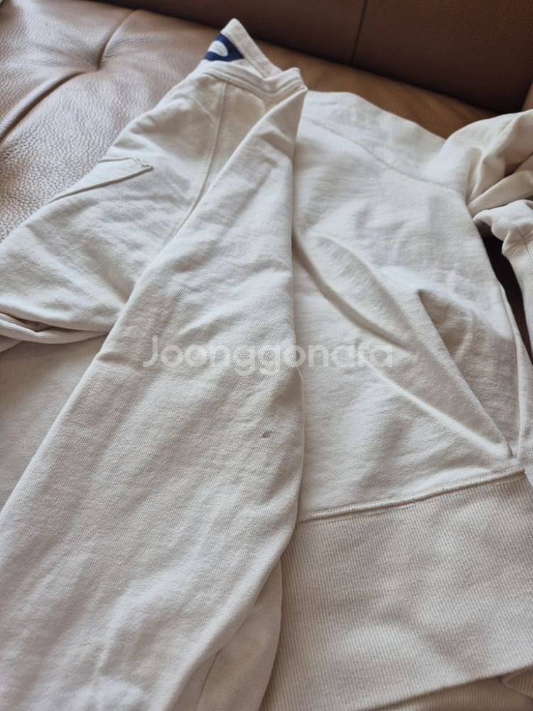 태너리 일구스또델시뇨레 스웻 맨투맨 2컬러--3