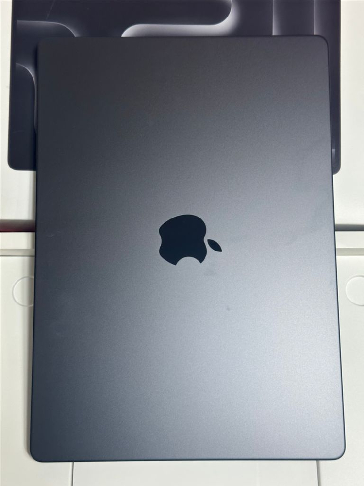 m4 맥북 프로 14인치 램48 1테라 이미지