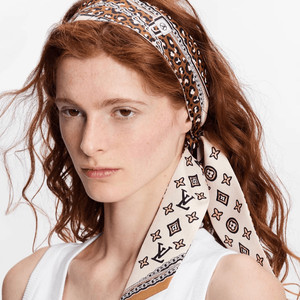 [정품] 루이비통 와일드 하트 bb 양면 실크 방도