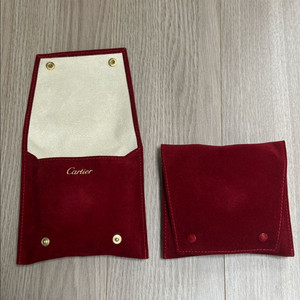 정품) 까르띠에 시계파우치(쿠션포함)판매합니다