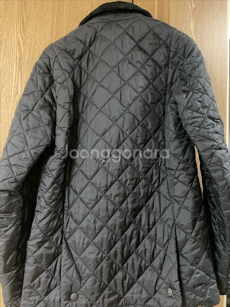 바버 리데스데일 퀼팅자켓 블랙 s사이즈 판매합니다--1