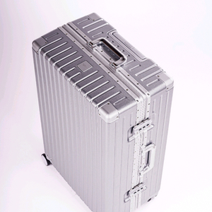 온다 onda 여행용 캐리어 24인치 새제품