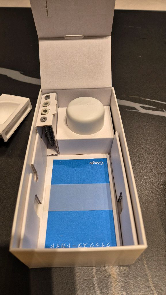 구글 네스트캠 2세대 판매합니다.--2