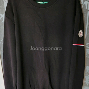 몽클레어 맨투맨 L