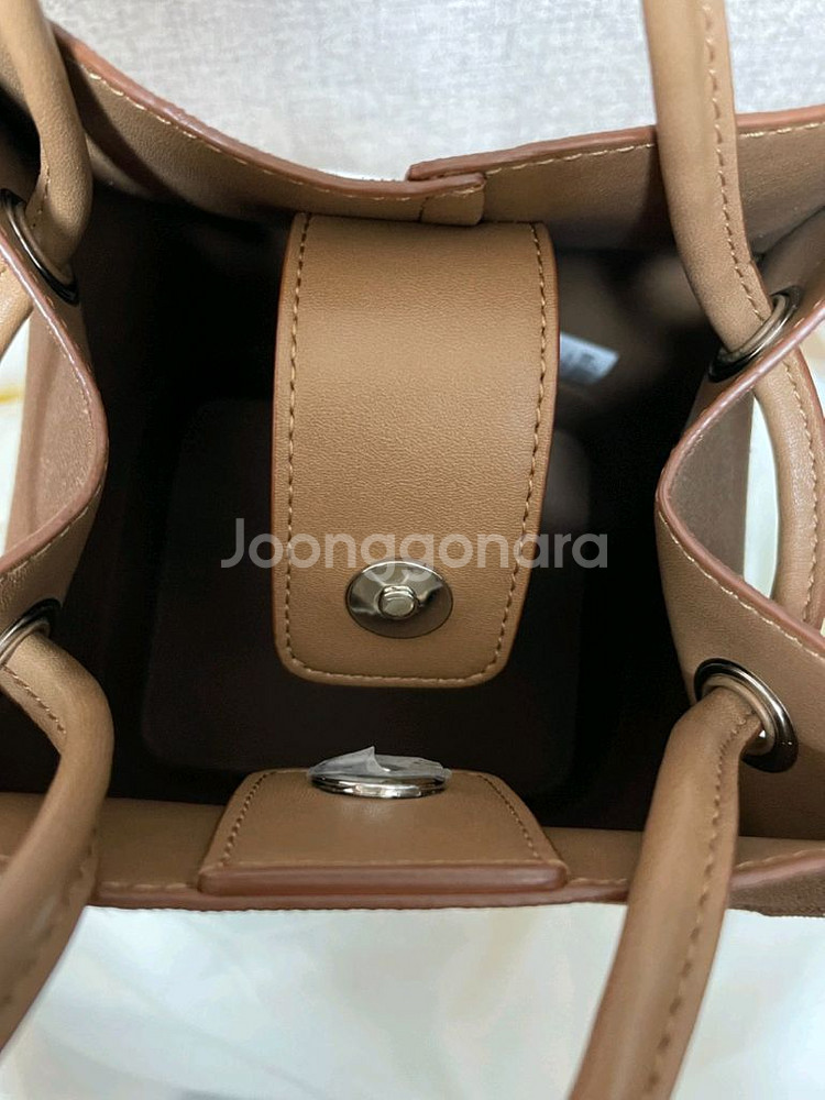 KUHO 구호 스퀘어 버킷백--5