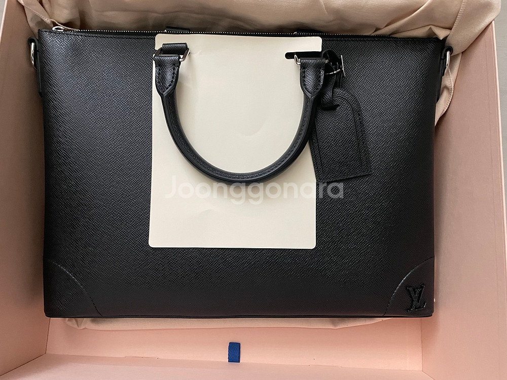 루이비통 슬림 브리프케이스 NV 타이가 블랙--0