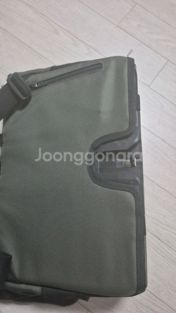 브롬톤 버로우 롤탑 M 올리브 그린--2