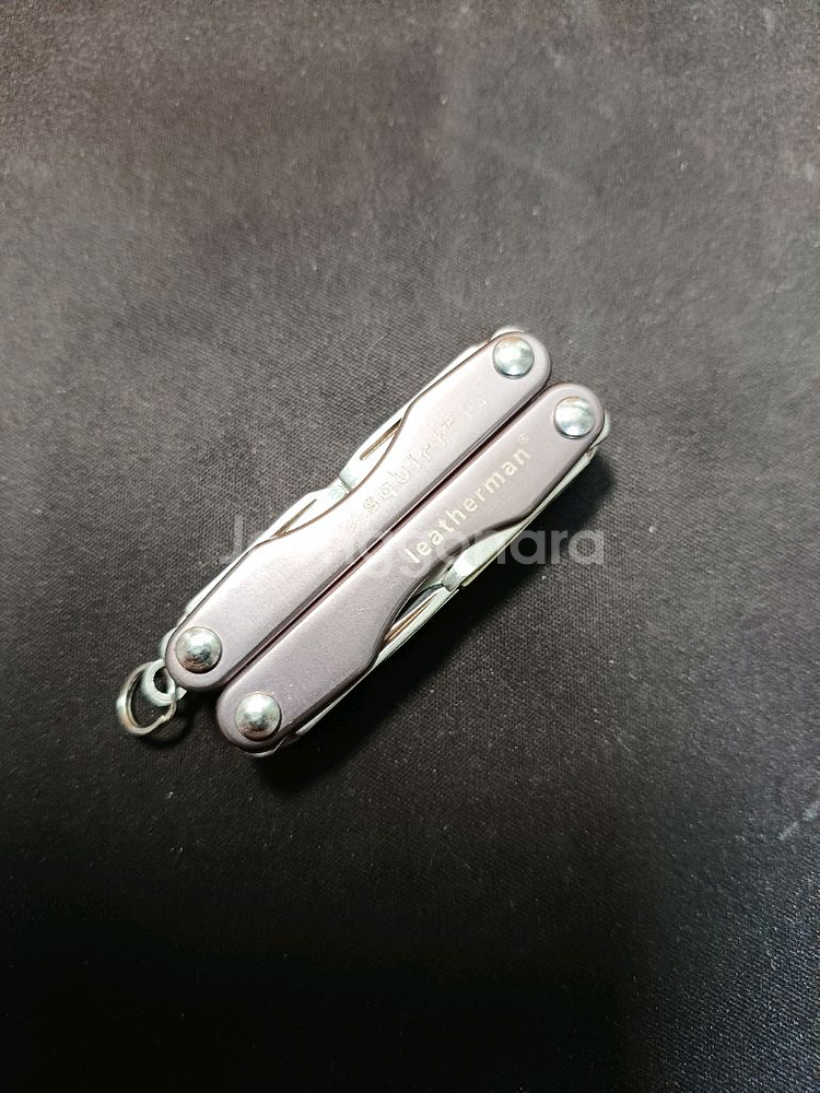 레더맨 키체인 멀티툴 스쿼트 P4 그레이--0