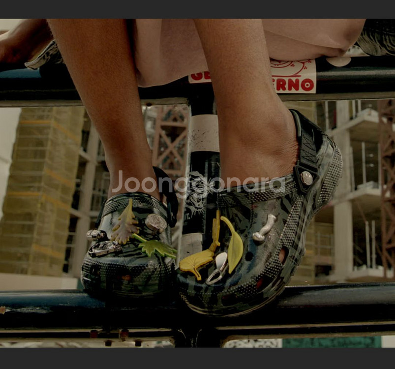 270 새제품) 크록스 X 에리즈 얼라이즈 ARIES--7