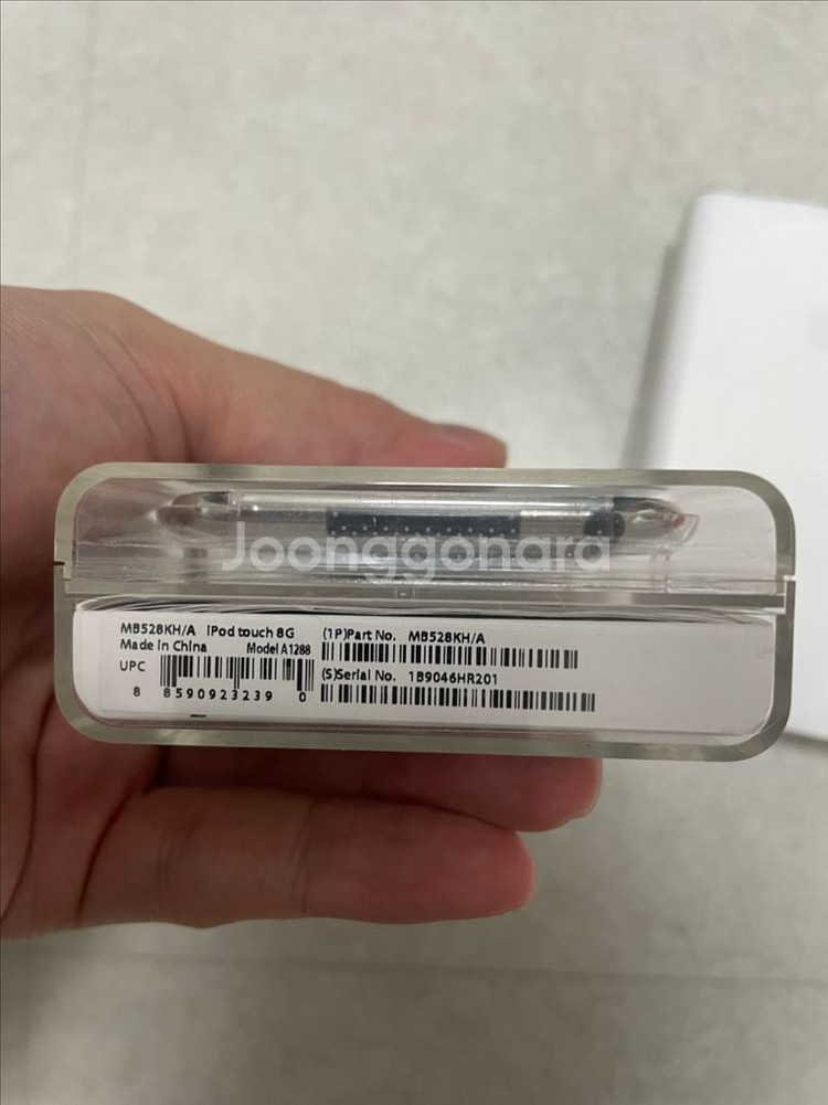 아이팟 터치 2세대 3세대 미개봉 팝니다--2