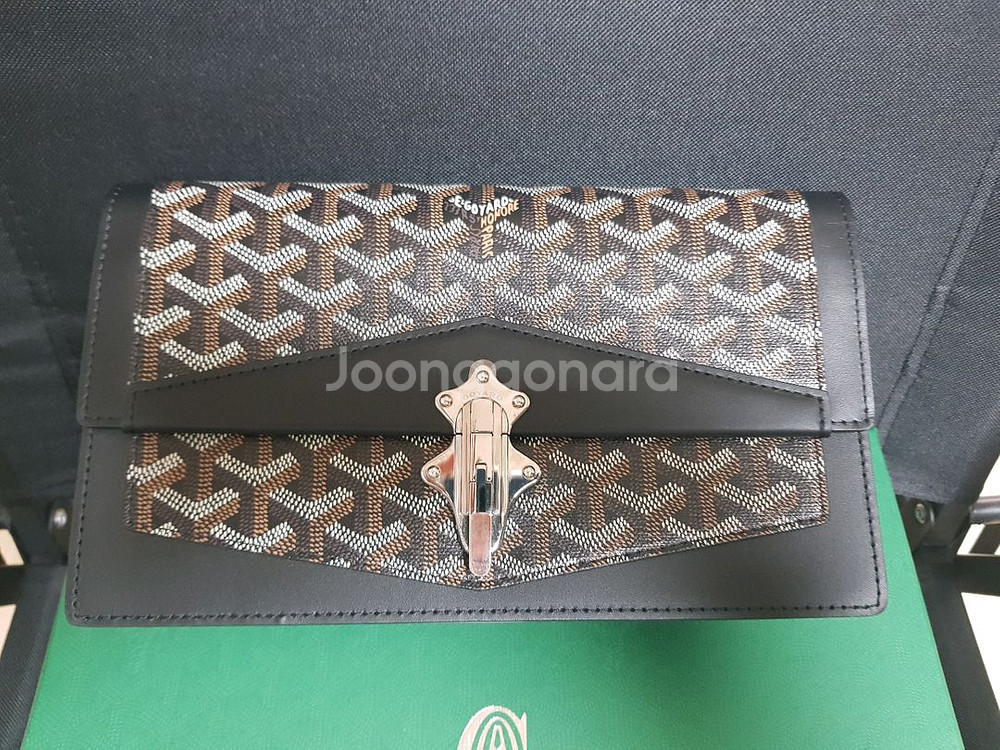 고야드 크로스백 듀셰스 마리 캐롤라인 백 블랙--5