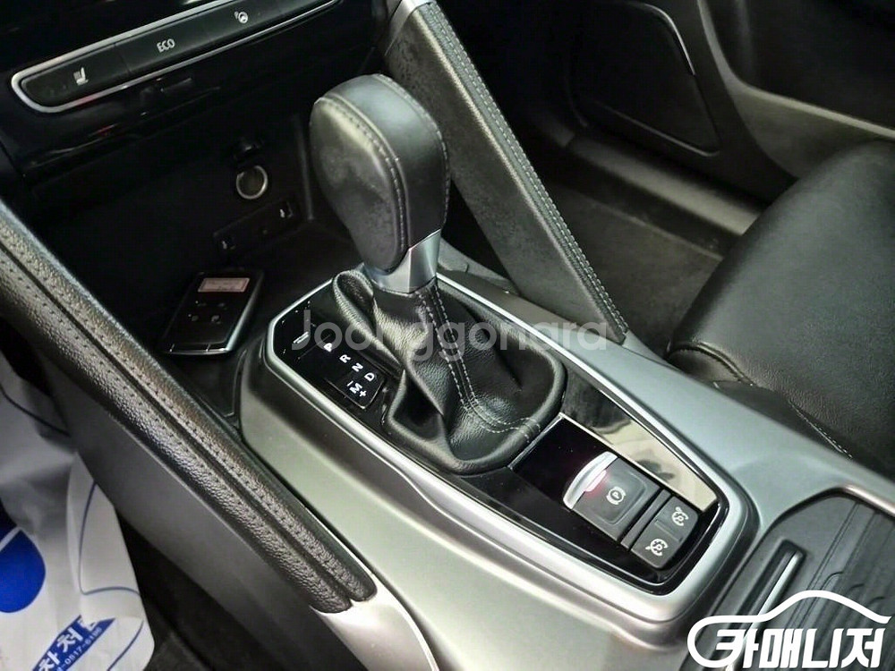 [르노코리아(삼성)]더뉴QM6 2.0 LPe LE 2W--7