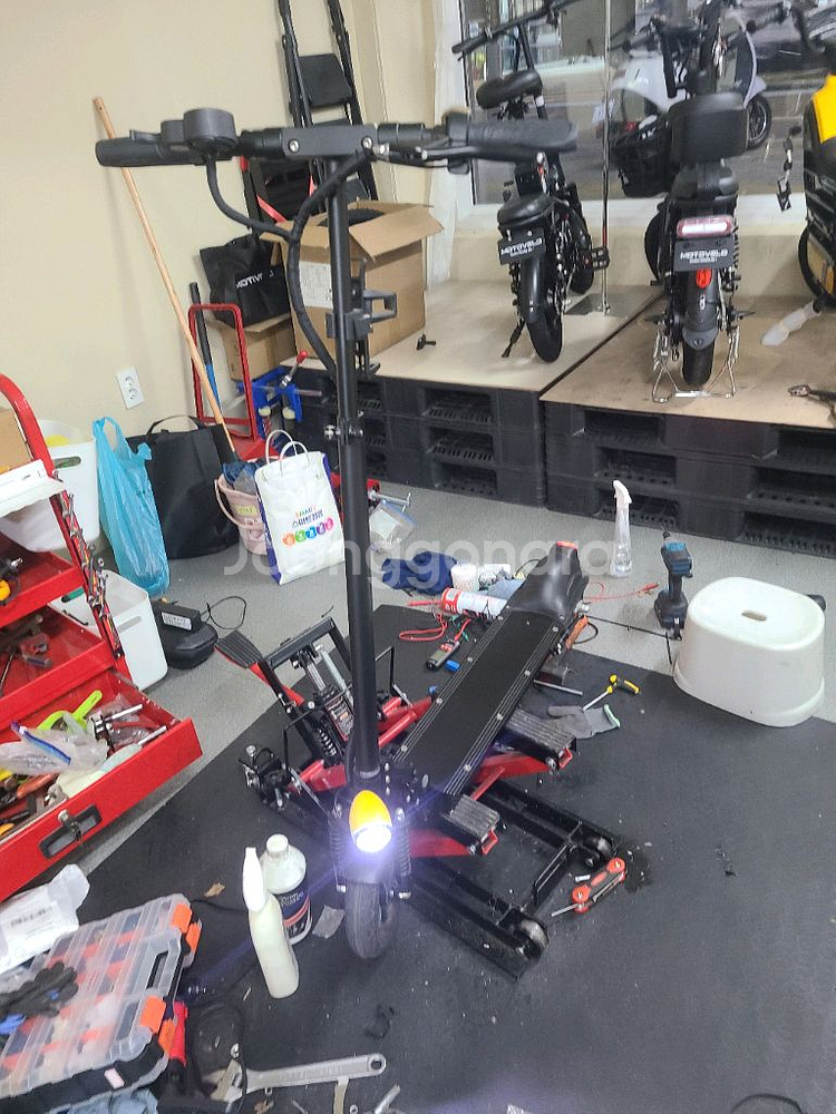 36v 18ah 대용량 190키로 탄 전동킥보드 팜--1