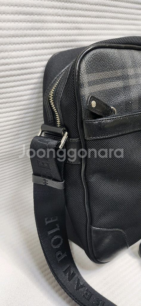 빈폴 크로스백. 서류가방. 책가방--2