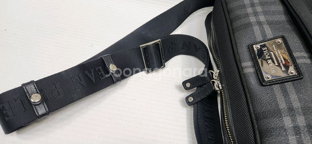 빈폴 크로스백. 서류가방. 책가방--6