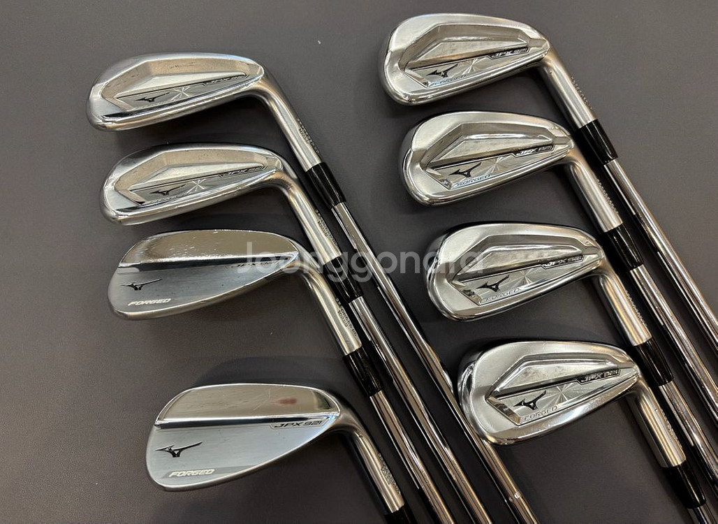 미즈노 JPX 921 포지드 아이언--1