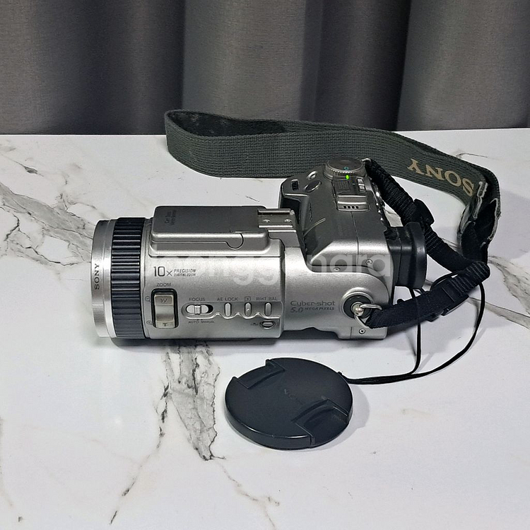 희귀템! 소니 사이버샷 DSC F707 디지털카메라--1