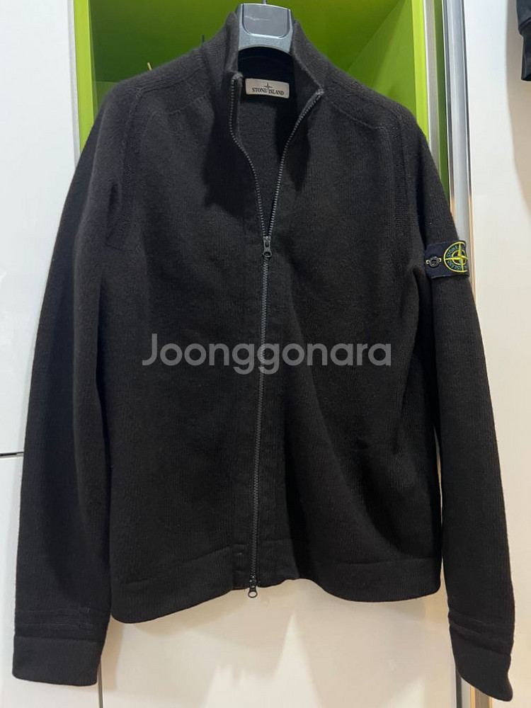 백화점) 스톤아일랜드 다크브라운 집업가디건 M--0