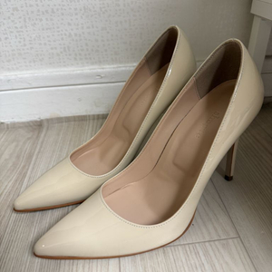 슈르떼 스틸레토힐 크림토프 새상품 240