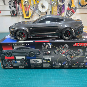 트랙사스 4tec 머스탱 RTR rc카 판매합니다