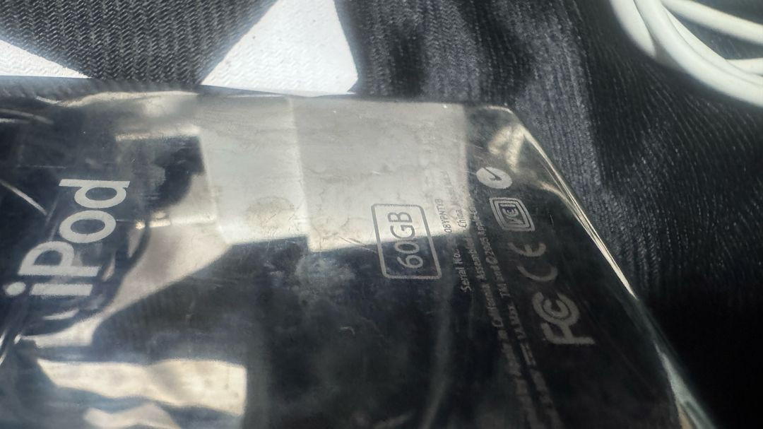 애플 아이팟 클래식 5세대 비디오 60GB 이미지