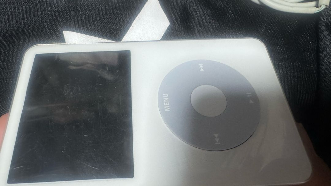 애플 아이팟 클래식 5세대 비디오 60GB 이미지