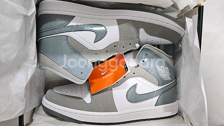 나이키 에어 조던 1 미드 SE 270 사이즈--3