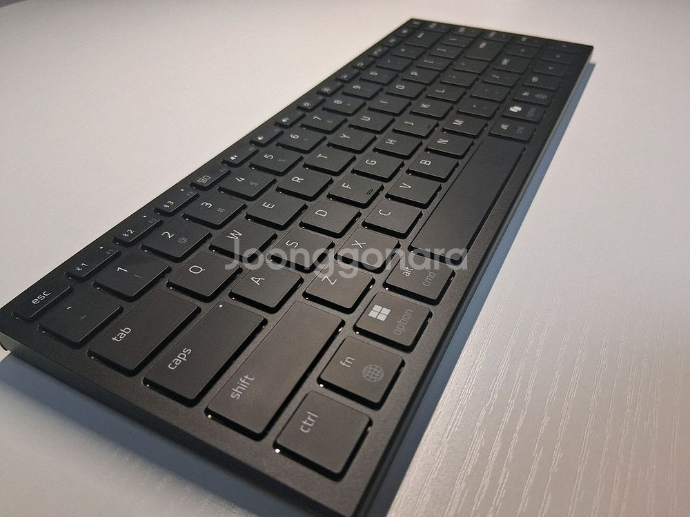 레이저 조로 키보드 (블루투스,무선,휴대용,게이밍용)--0