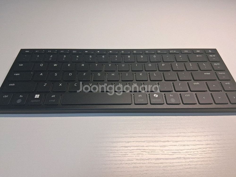 레이저 조로 키보드 (블루투스,무선,휴대용,게이밍용)--2