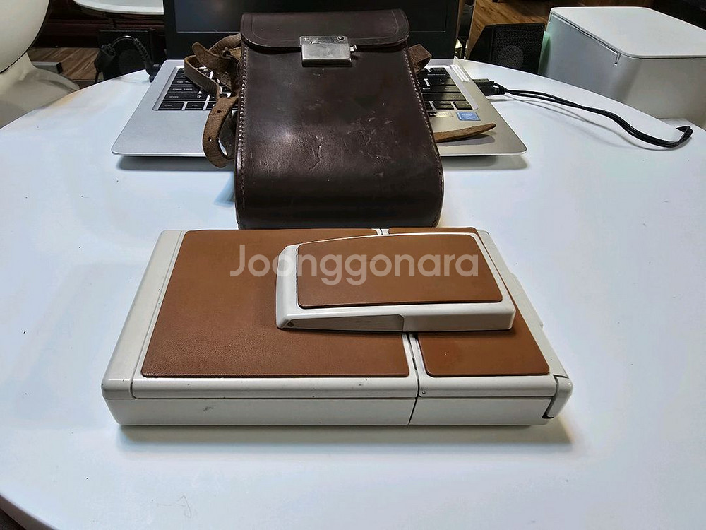 폴라로이드 SX-70 랜드카메라--7