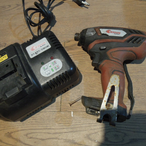 부품용 세신 충전드릴+세신충전기 이미지