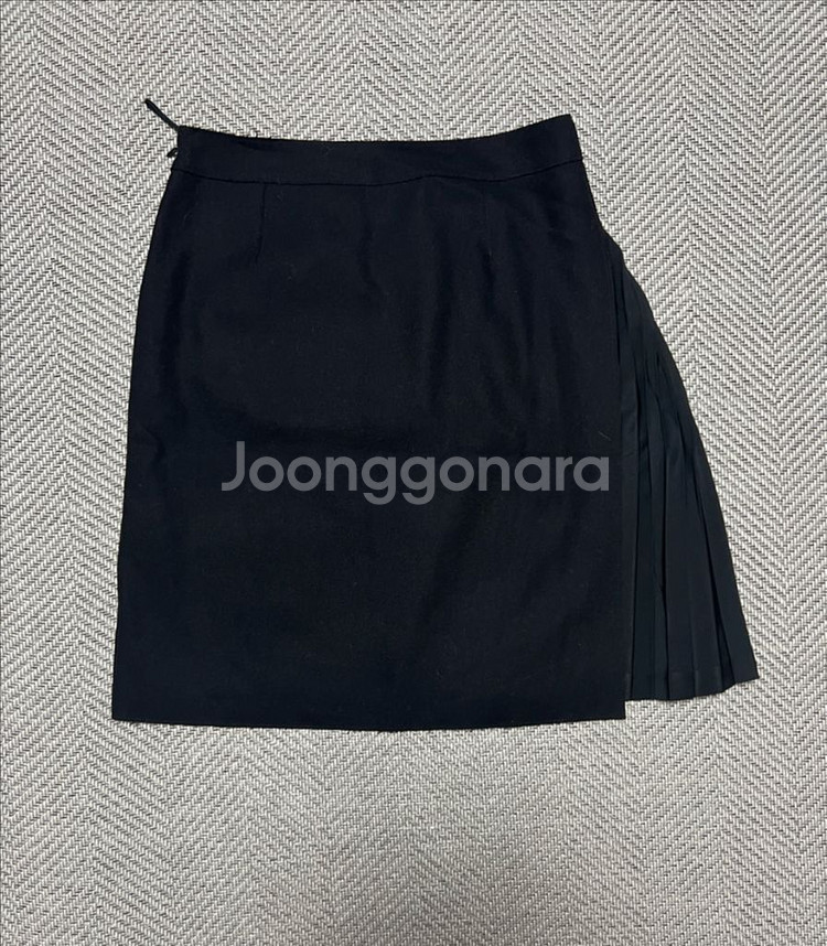 BOSS 보스 블랙 모직 스커트 정품--1