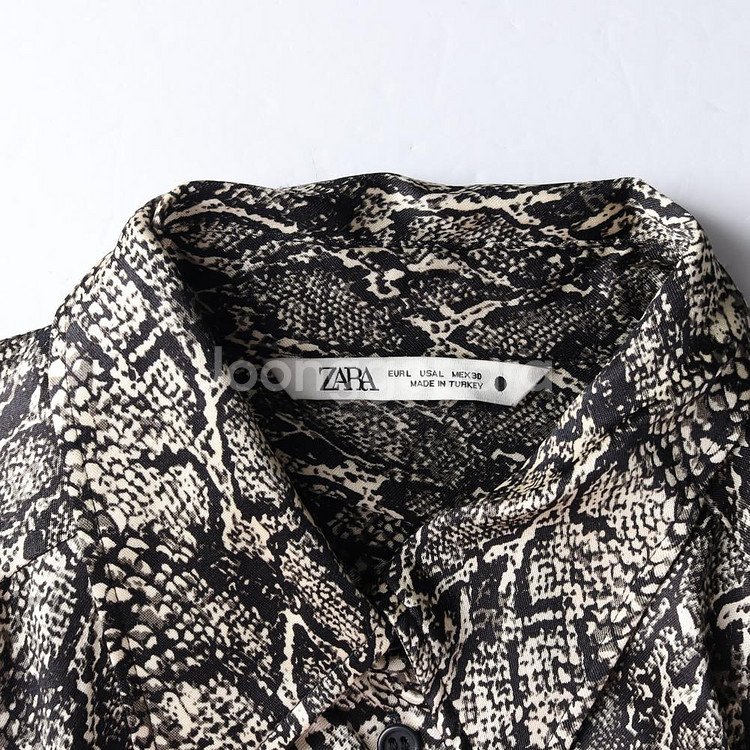 [L]자라 블랙 베이지 파이톤 뱀피 스네이크 셔츠 블라--4