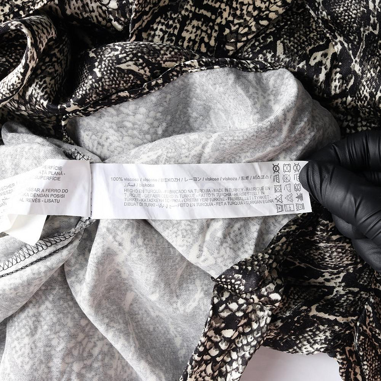 [L]자라 블랙 베이지 파이톤 뱀피 스네이크 셔츠 블라--5