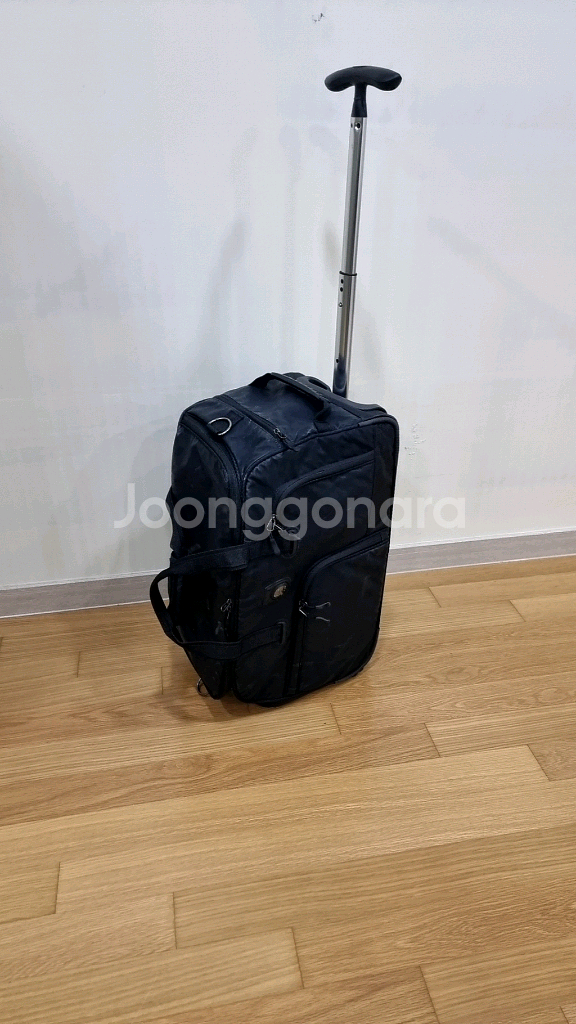 테일러메이드 바퀴 보스톤백 팝니다.--0