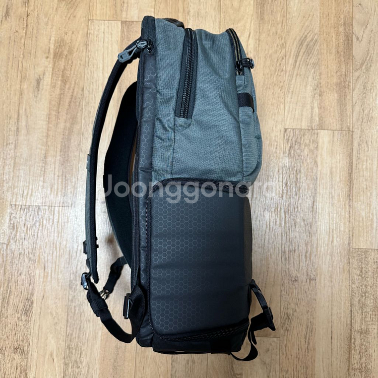 카메라 가방 백팩 / 로우프로 패스트백 BP250AW3--3