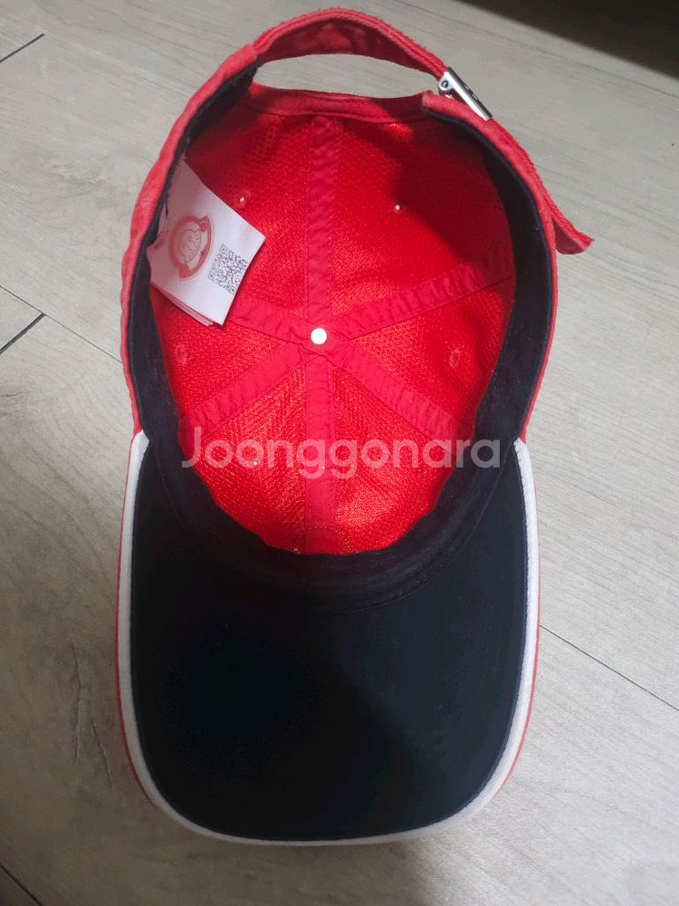 몽클레어 레드볼캡--5