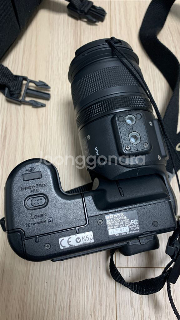 소니 DSC-F828 하이엔드 카메라 팝니다--3