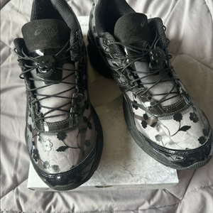 아식스X세실리에반센 젤(급처)