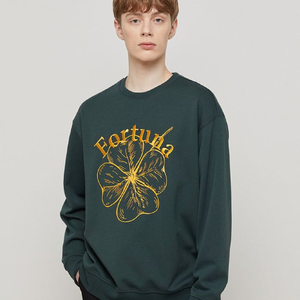 TNGT 클로버 자수 세미 오버핏 맨투맨 스웻셔츠105