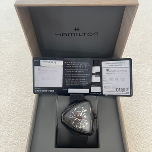 해밀톤 벤츄라 용의해 에디션