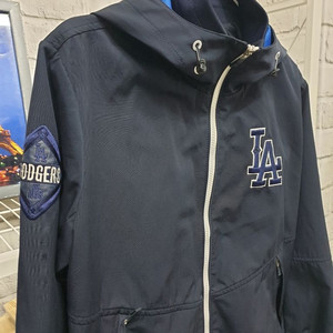 MLB 남성 간절기 바람막이점퍼 90