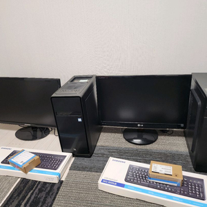 사무용 컴퓨터 풀셋 2대 팝니다.