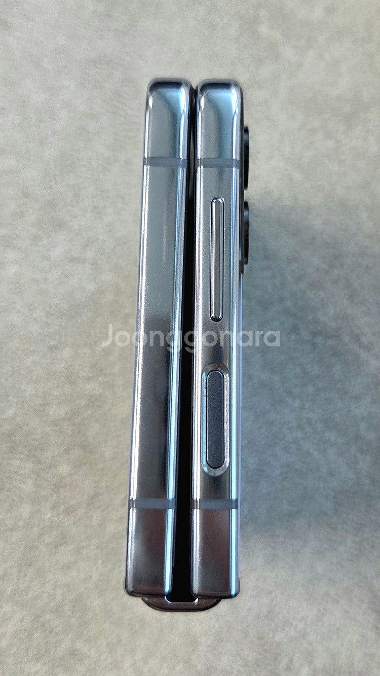 갤럭시 Z플립4_512G 판매 합니다.[23.9만]--3