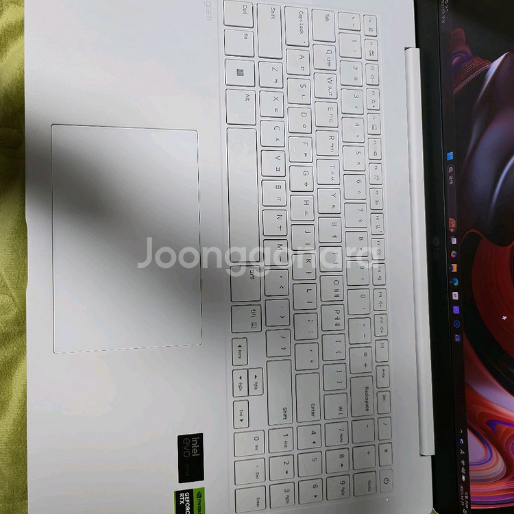LG그램 Pro 40.6 Ultra7 1TB 32GB--4