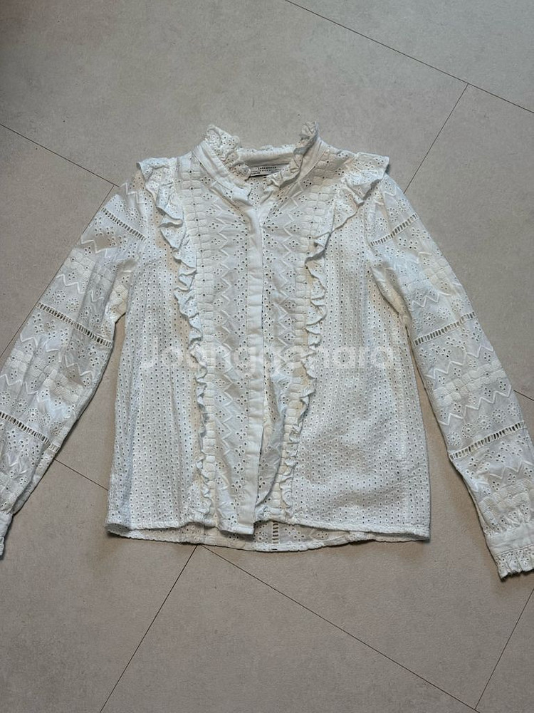 자라 펀칭 블라우스 // sjsj 마인 더캐시미어 랑방--0