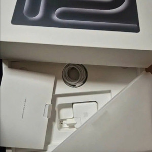 급처 맥북프로 M3 14인치 8/512gb